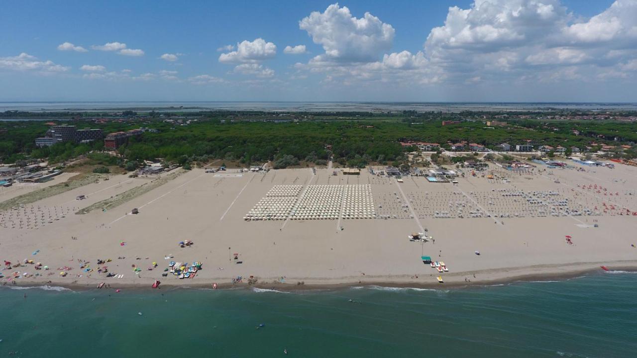 Camping Mare E Pineta Lido di Spina Exterior foto